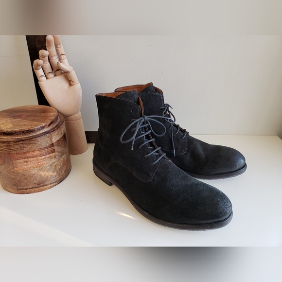 BNWT INTENSI black suede boots made in Italy - Picture 6 of 13